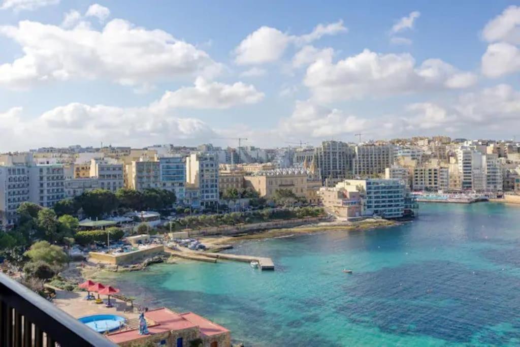 Апартаменты Wonderful In The Heart Of